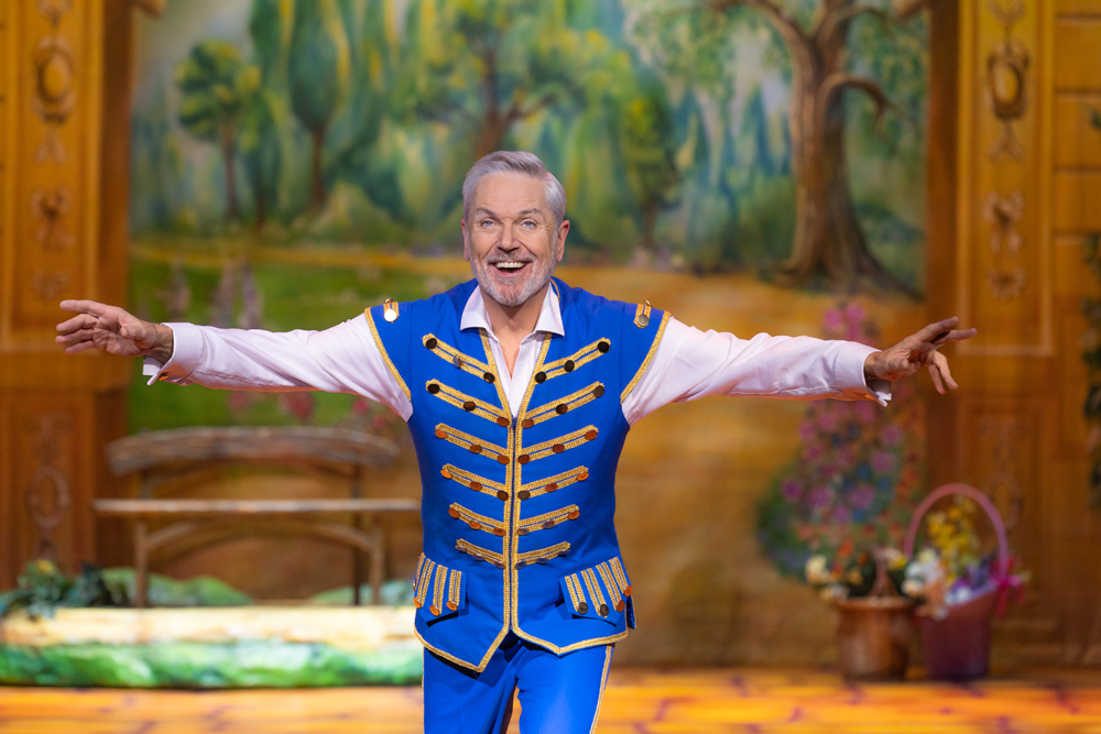 Brian Conley To Star As Buttons In Milton Keynes Theatre Pantomime